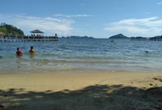 Tampat manjuto beach景点图片