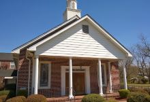 First Baptist Church景点图片