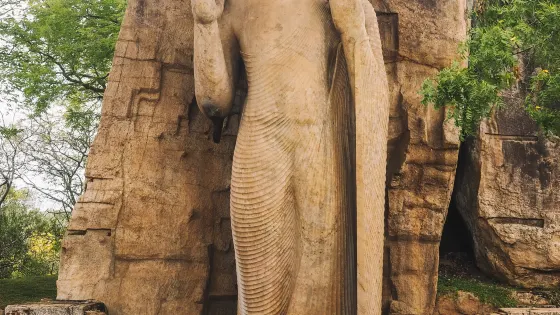 Avukana Buddha Statue