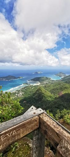 Nid d'Aigl-拉迪格