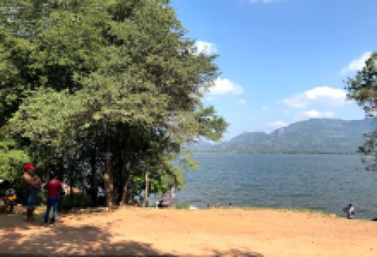 Gambara Dewalaya景点图片