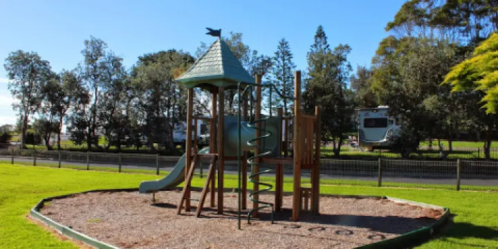 伯馬吉瑞福萊克申思假日公園