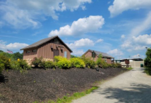 Roberts Trail Access - Westmoreland Heritage Trail景点图片