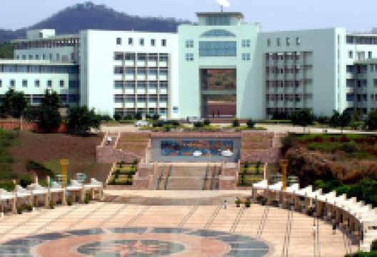 广东海洋大学-海洋广场景点图片