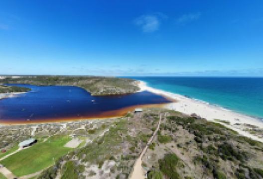 Moore River景点图片