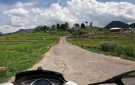 De Padee Sudut Pandang.95 Puncak 2 Jonggol