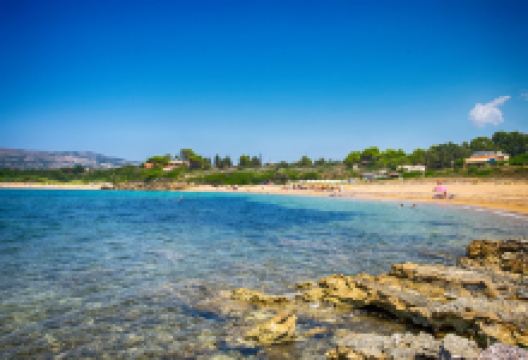 Vrachinari Beach景点图片