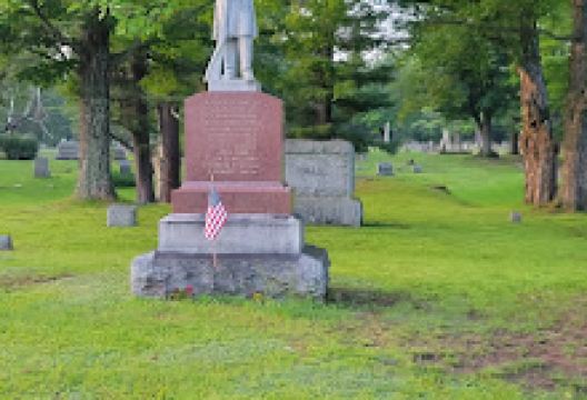 Ashfield Plain Cemetery景点图片
