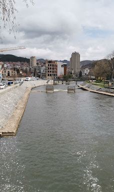 City Beach-乌日策