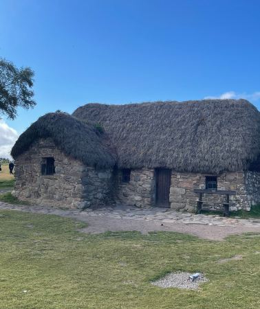 4D3N • United Kingdom + Scottish Highlands - Falkland Palace & Garden + Crathes Castle + Fyvie Castle + Culloden Battlefield