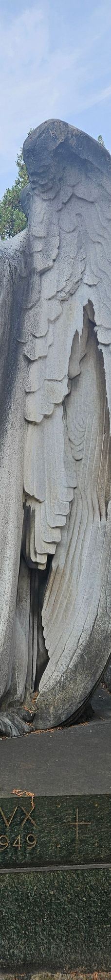 米兰纪念墓园-米兰