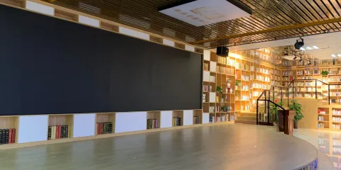 來賓市圖書館（總館）