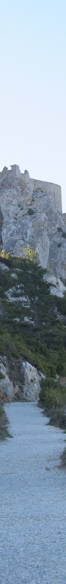 克里比城堡-屈屈尼昂