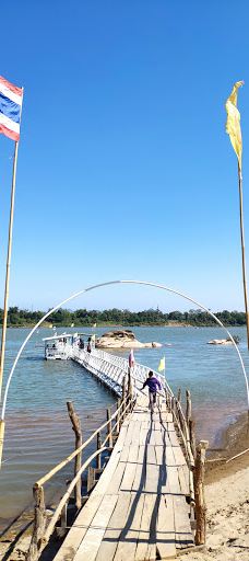 Wat Phra Phutthabat Wern Pla-塔乌廷