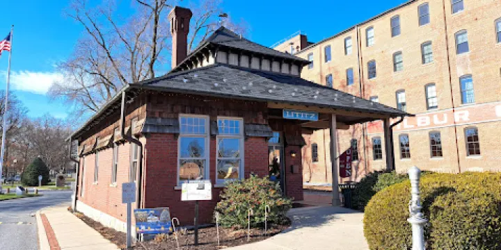 Winters Leadership Memorial at Veterans' Plaza