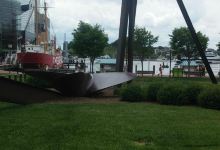 Under Sky/One Family景点图片