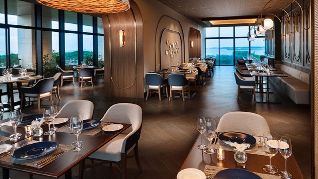 All Day Dining AZURE/Hilton Okinawa Miyako Island Resort