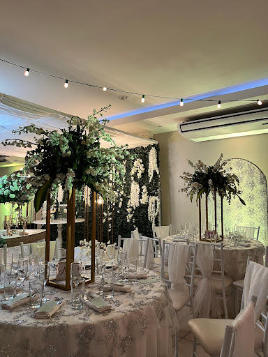 Eventos Bassal餐厅图片