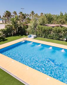 Camping Playa de Poniente-莫特里尔