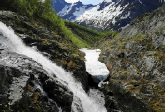 Skaland waterfall景点图片