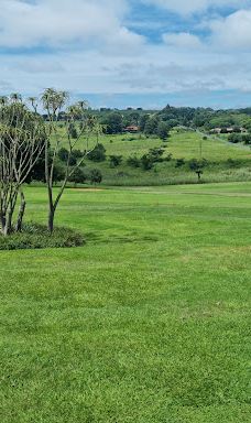 姆邦贝拉地方自治市