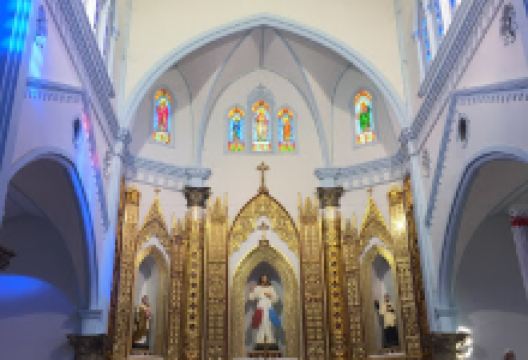 Nhà Thờ Giáo Xứ Hưng Hóa Hòa Bình景点图片