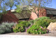 Borchard Community Center景点图片
