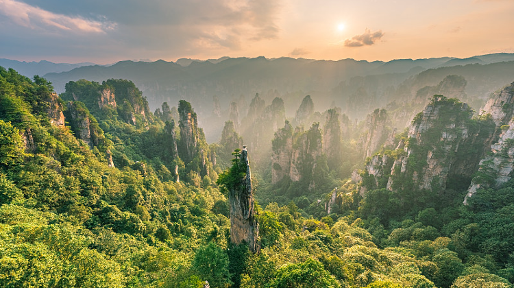2D1N · Group Tours · 6 person mini group, Zhangjiajie Grand Canyon Glass Bridge, Avatar Suspension Mountain, Bailong elevator