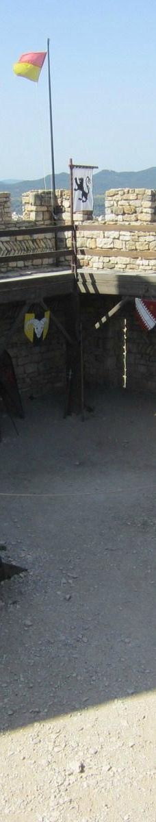 Fortress Mornas-莫尔纳