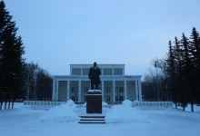 Monument to Russian Bast Shoe景点图片