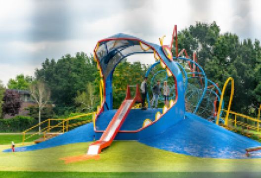 Sports & Playgrass景点图片