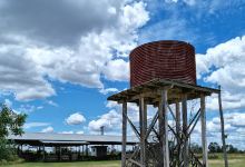 Yelarbon Silo Art景点图片