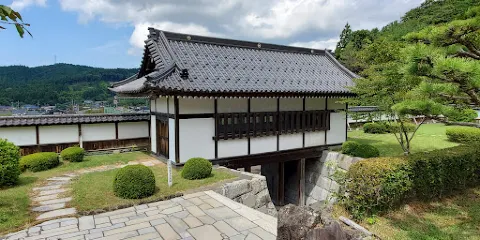 龜田城佐藤八十八美術館