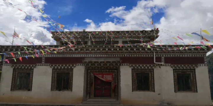 亞悟寺養老院大經堂