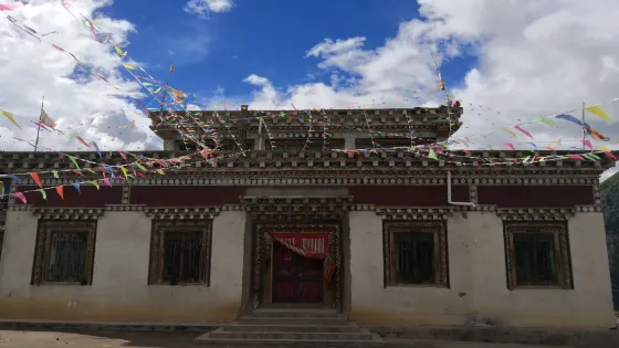 亞悟寺養老院大經堂