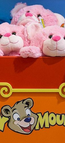 The Jet Centre - Cinema, 10 Pin Bowling, Mini Golf, Children Soft Play, Arcade.-科尔雷恩