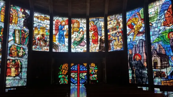 Iglesia La Porciuncula （la Iglesia de Cristal）