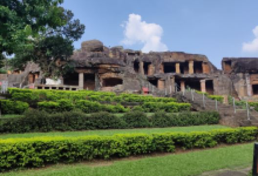 Khandagiri Caves景点图片