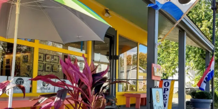 ART UP FRONT STREET studios and gallery