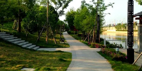 天長法治文化園