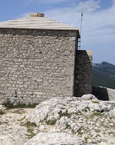 圣博姆地区自然公园-锡涅