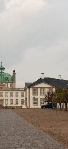 弗雷登斯堡宫-弗雷登斯堡