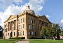 Logan County Courthouse景点图片