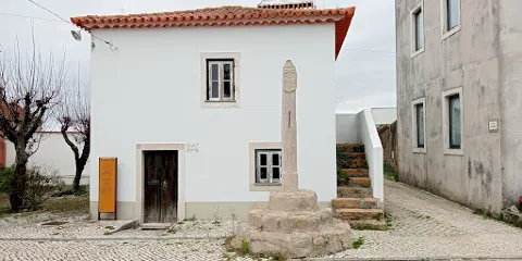 Pelourinho de Monte Real
