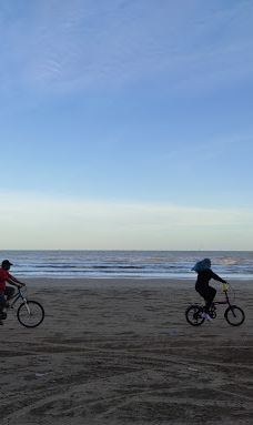 Pantai Pamedas-库台卡塔内加拉县
