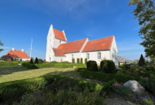 Revninge Kirke景点图片