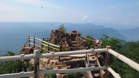 黛眉山景區-梳妝台