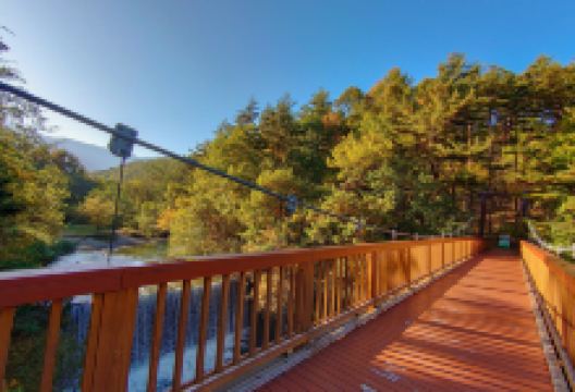 Karasugawa Keikoku Ryokuchi景点图片