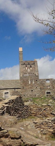 Iglesia de Santa Helena de Roda-塞尔瓦港