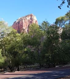 The Grotto Picnic Area-华盛顿县